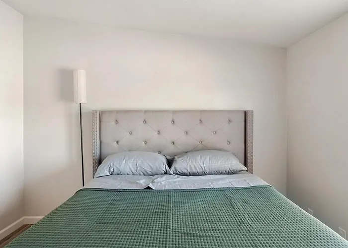 Entire Home, 7 Minutes From Airport Phoenix